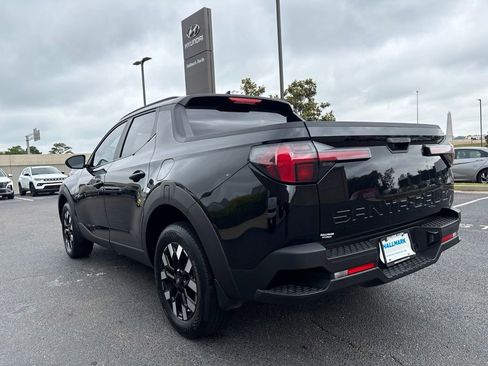 Certified 2025 Hyundai Santa Cruz SEL FWD image 8