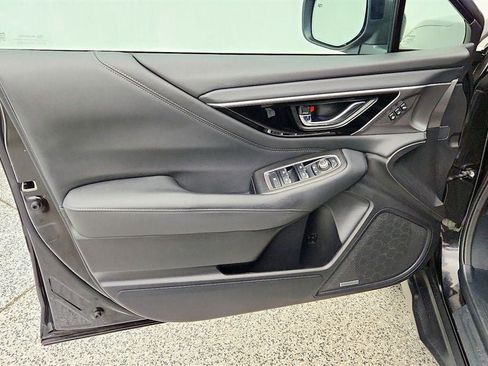 Used 2023 Subaru Outback Touring XT AWD/4WD image 11