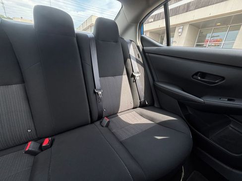 Used 2025 Nissan Sentra SV FWD image 36
