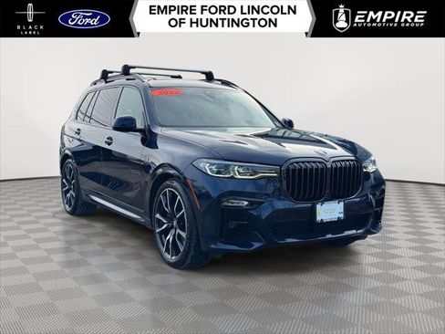 Used 2022 BMW X7 xDrive40i w/ M Sport Package image 1