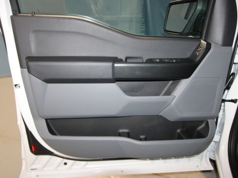 New 2025 Ford F150 XL w/ Equipment Group 103A High image 4