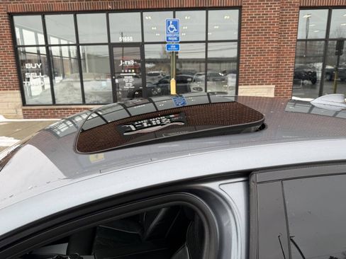 Used 2018 BMW M550i xDrive w/ Driving Assistance Package image 34