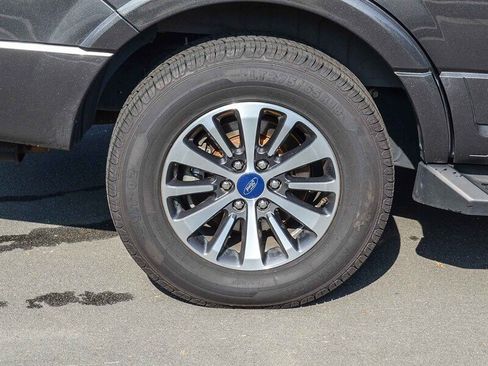 Used 2016 Ford Expedition XLT w/ Equipment Group 202A image 12