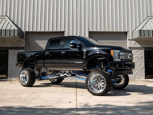 Used 2017 Ford F250 Platinum w/ Platinum Ultimate Package image 1