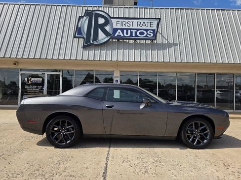 Used 2022 Dodge Challenger SXT w/ Blacktop Package RWD image 9