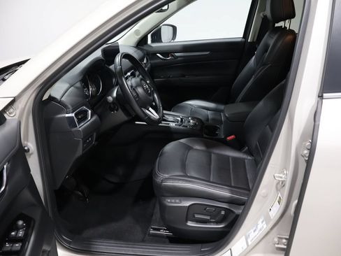 Used 2025 MAZDA CX-5 AWD 2.5 S w/ Preferred Package image 12