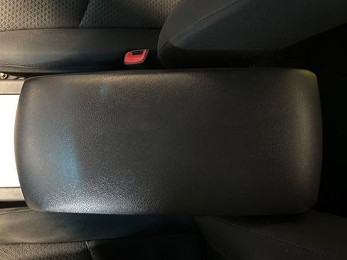 Used 2011 Toyota Camry SE image 18