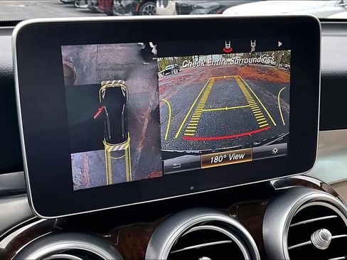 Used 2019 Mercedes-Benz GLC 300 4MATIC image 27