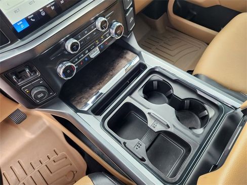 Used 2023 Ford F350 Lariat w/ Chrome Package image 19