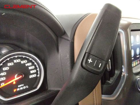 Used 2023 Chevrolet Silverado 2500 High Country w/ Technology Package image 13