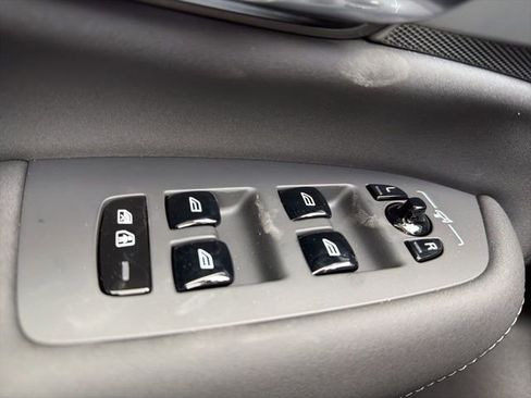 New 2026 Volvo XC90 T8 Ultra w/ Protection Package Premier image 22