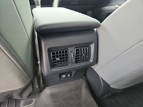 Used 2026 Toyota Camry SE w/ Convenience Package FWD image 16