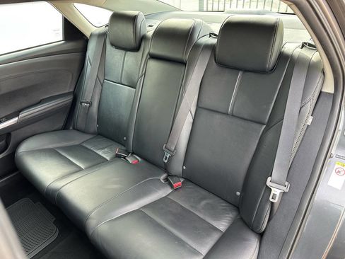 Used 2018 Toyota Avalon XLE image 32