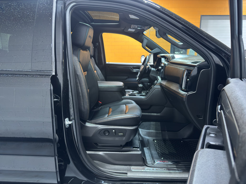 Used 2025 GMC Sierra 1500 AT4 w/ AT4 Premium Package AWD/4WD image 21