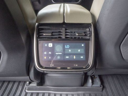 Used 2023 Rivian R1S Launch Edition image 18