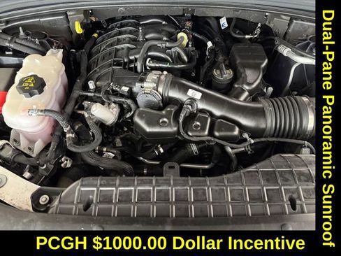 Used 2025 Jeep Grand Cherokee L Limited image 7