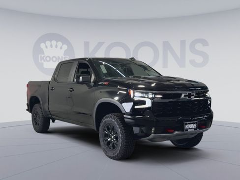 New 2026 Chevrolet Silverado 1500 ZR2 AWD/4WD image 2