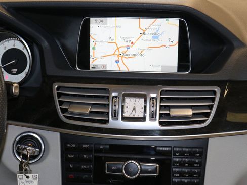 Used 2015 Mercedes-Benz E 350 Sedan image 55