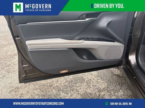 Used 2018 Toyota Camry LE w/ Audio Package FWD image 37