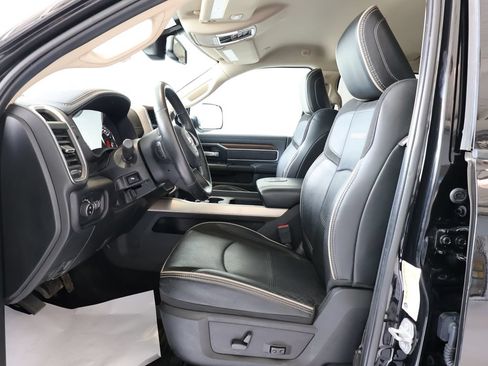 Used 2022 RAM 2500 Laramie AWD/4WD image 12