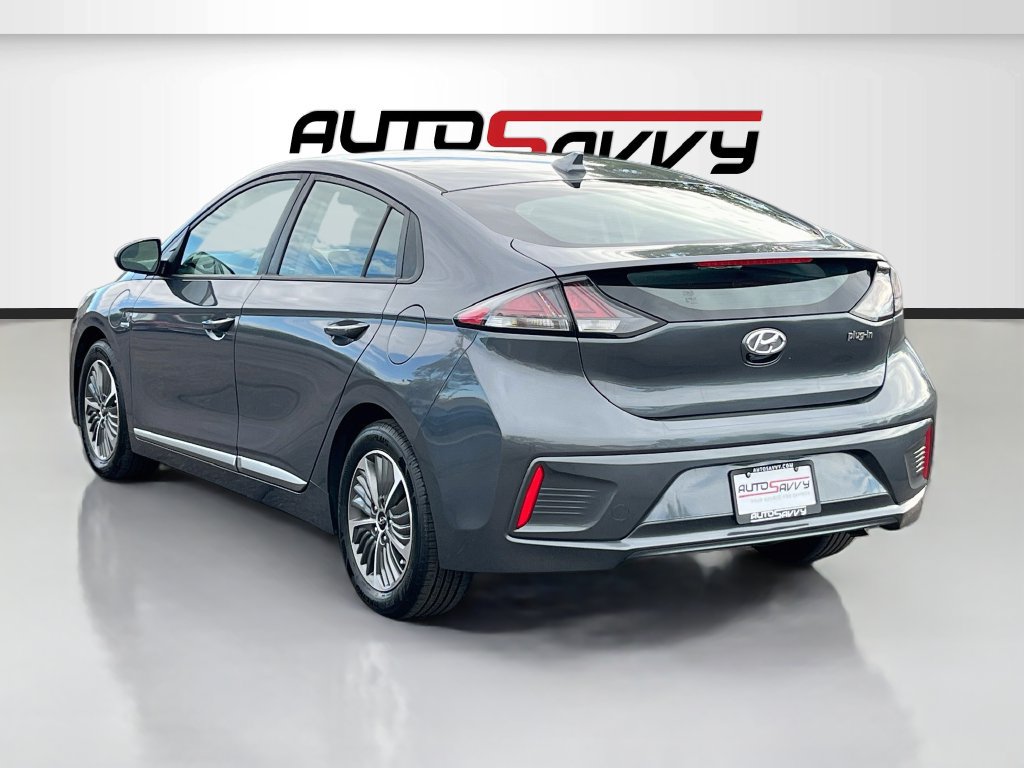 Used 2020 Hyundai Ioniq SE FWD image 5