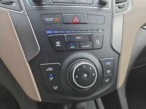 Used 2017 Hyundai Santa Fe Sport w/ Cargo Package AWD/4WD image 29