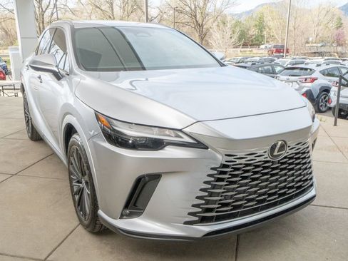 Used 2024 Lexus RX 350h w/ Convenience Package image 2