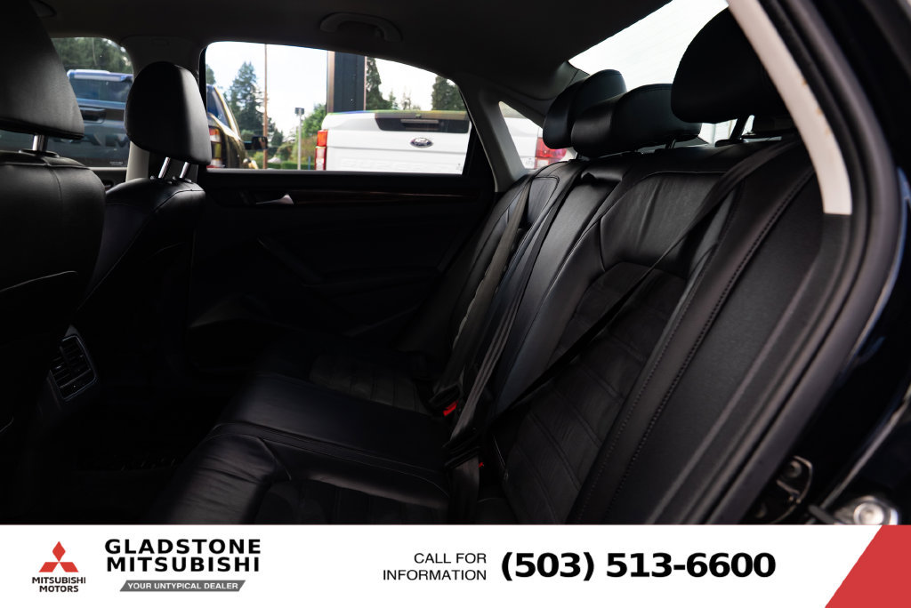 Used 2013 Volkswagen Passat TDI SEL Premium FWD image 19