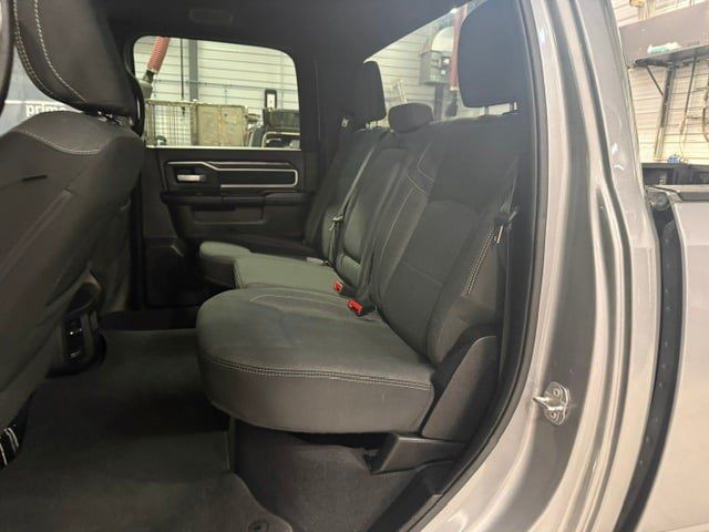 Used 2024 RAM 2500 Big Horn w/ Night Edition AWD/4WD image 34