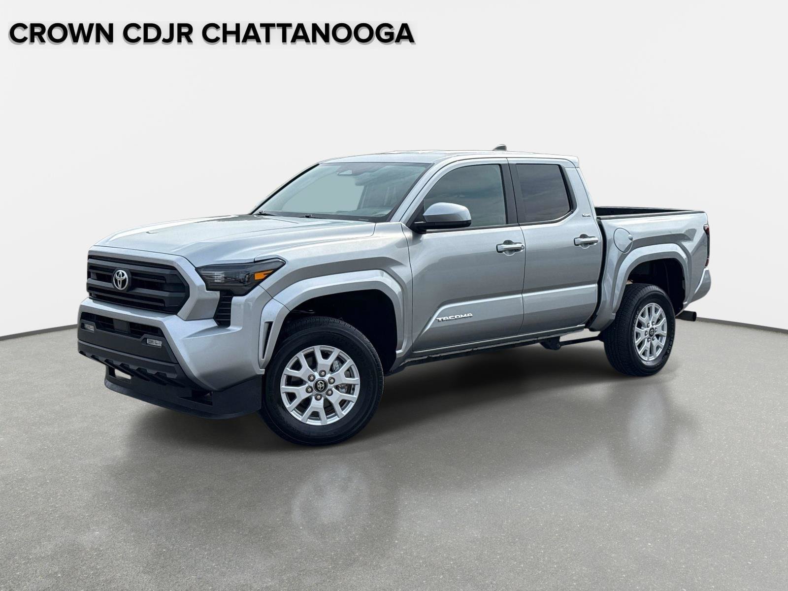 Used 2025 Toyota Tacoma SR5 RWD image 1