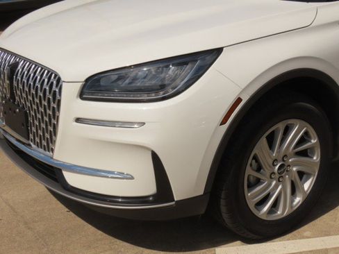 Certified 2026 Lincoln Corsair Premiere FWD image 3