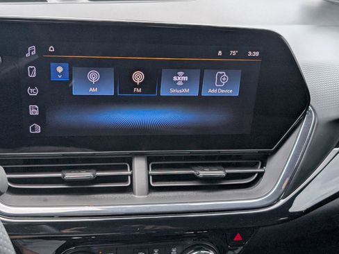 Used 2025 Chevrolet Trax RS w/ Driver Confidence Package FWD image 7