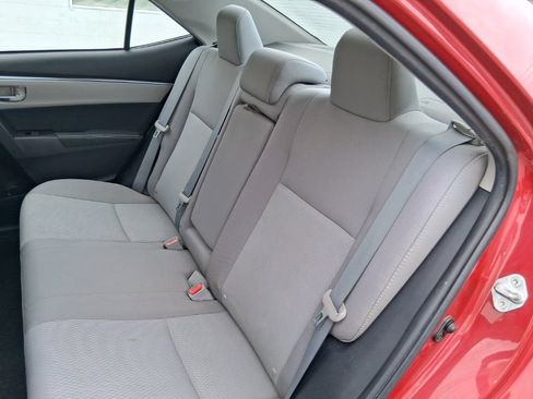 Used 2016 Toyota Corolla LE FWD image 10