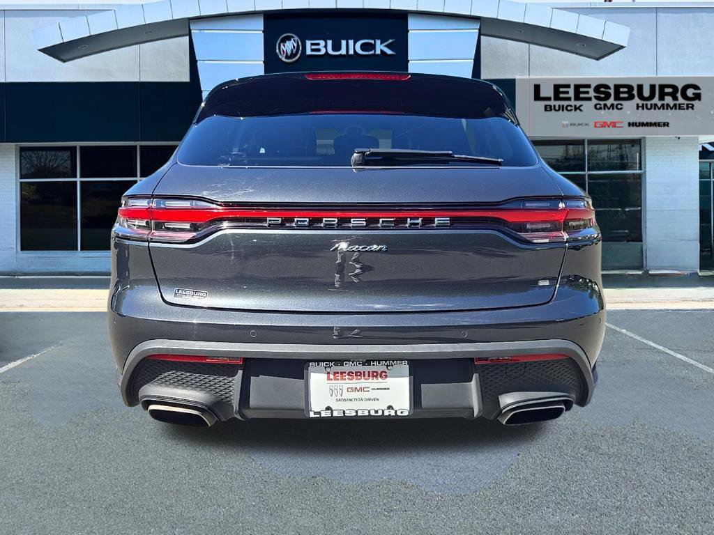 Used 2023 Porsche Macan AWD/4WD image 6