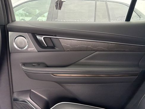 New 2026 Buick Enclave Avenir image 29