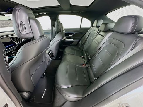 New 2026 Mercedes-Benz E 53 AMG e 4MATIC Sedan image 27