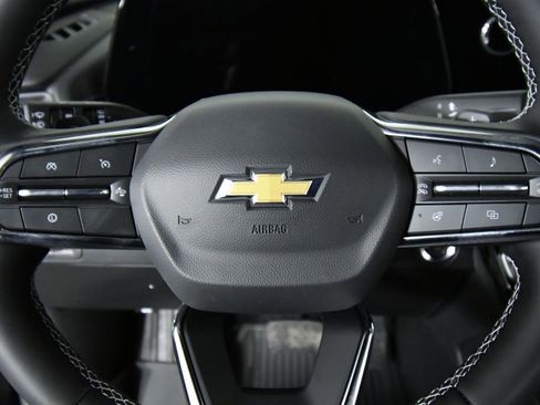 New 2026 Chevrolet Traverse LT w/ LPO, Floor Liner Package AWD/4WD image 2