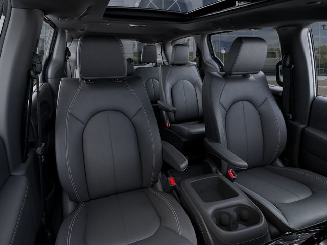 New 2027 Chrysler Pacifica Select w/ Family Tech Group AWD/4WD image 16