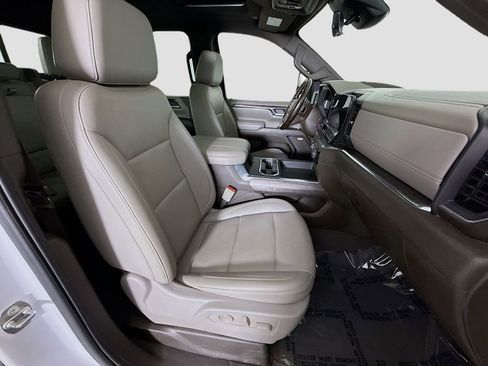 Used 2024 Chevrolet Silverado 2500 LTZ w/ LTZ Convenience Package AWD/4WD image 29