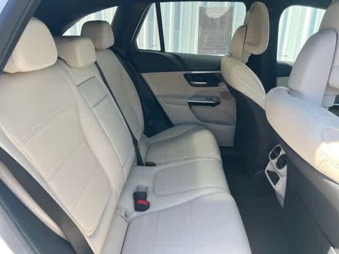 Certified 2023 Mercedes-Benz GLC 300 image 23