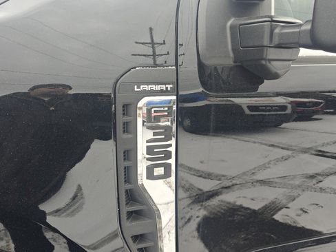Used 2024 Ford F350 Lariat w/ Camper Package image 12