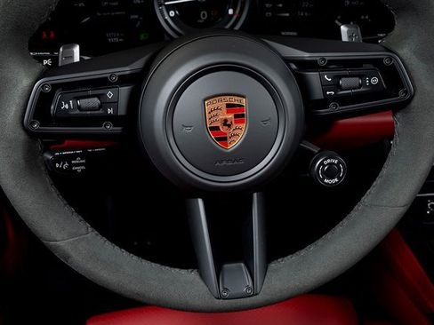 Used 2024 Porsche 911 Targa 4 GTS image 30