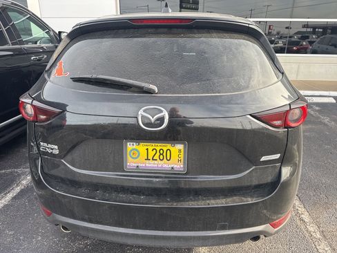Used 2019 MAZDA CX-5 Touring image 3