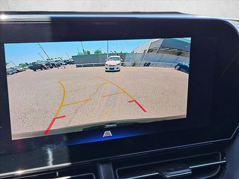 Used 2024 Chevrolet Trax ACTIV w/ Sunroof Package FWD image 19