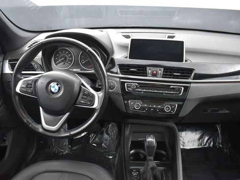 Used 2017 BMW X1 xDrive28i image 15