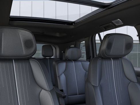 New 2026 Cadillac Vistiq Luxury AWD/4WD image 24