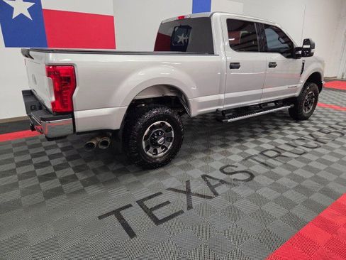Used 2017 Ford F250 XLT w/ XLT Value Package image 18
