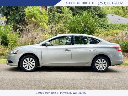 Used 2014 Nissan Sentra SV FWD image 2