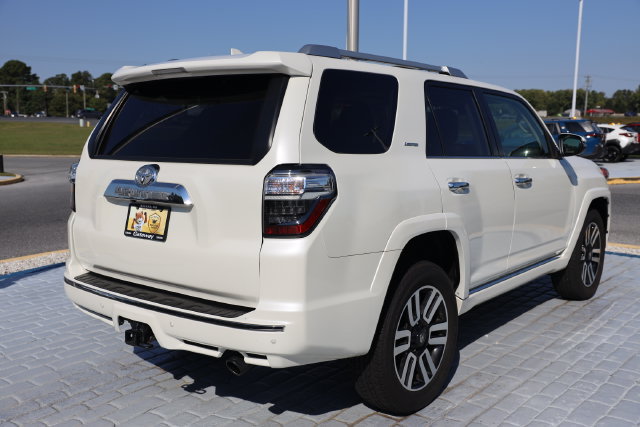 Used 2023 Toyota 4Runner Limited AWD/4WD image 5
