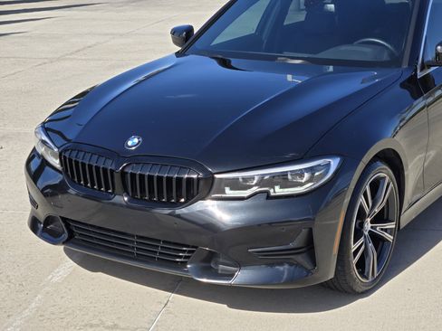 Used 2021 BMW 330i Sedan w/ Convenience Package image 13